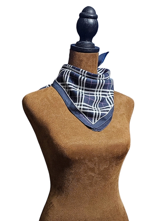 BURBERRY SCARF - Picture 3 of 16